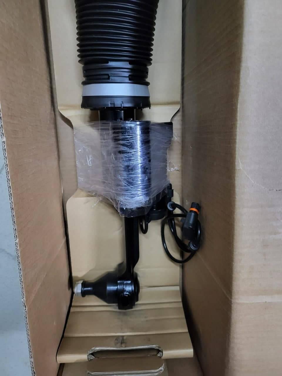 Передняя пневмостойка в сборе Mercedes-Benz S-Класс W221 (2005 - 2009) - фото №1