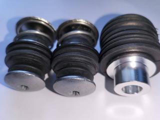 Крепление пневмокомпрессора пневмоподвески Volkswagen Touareg 1 поколение (2002 - 2007)