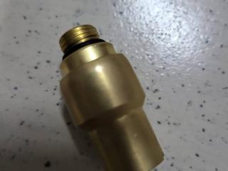 Клапан давления пневмостойки латунный Audi A8 D4/4H (2009 - 2014)