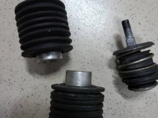 Крепления пневмокомпрессора Porsche Cayenne 955 (2002 - 2007)